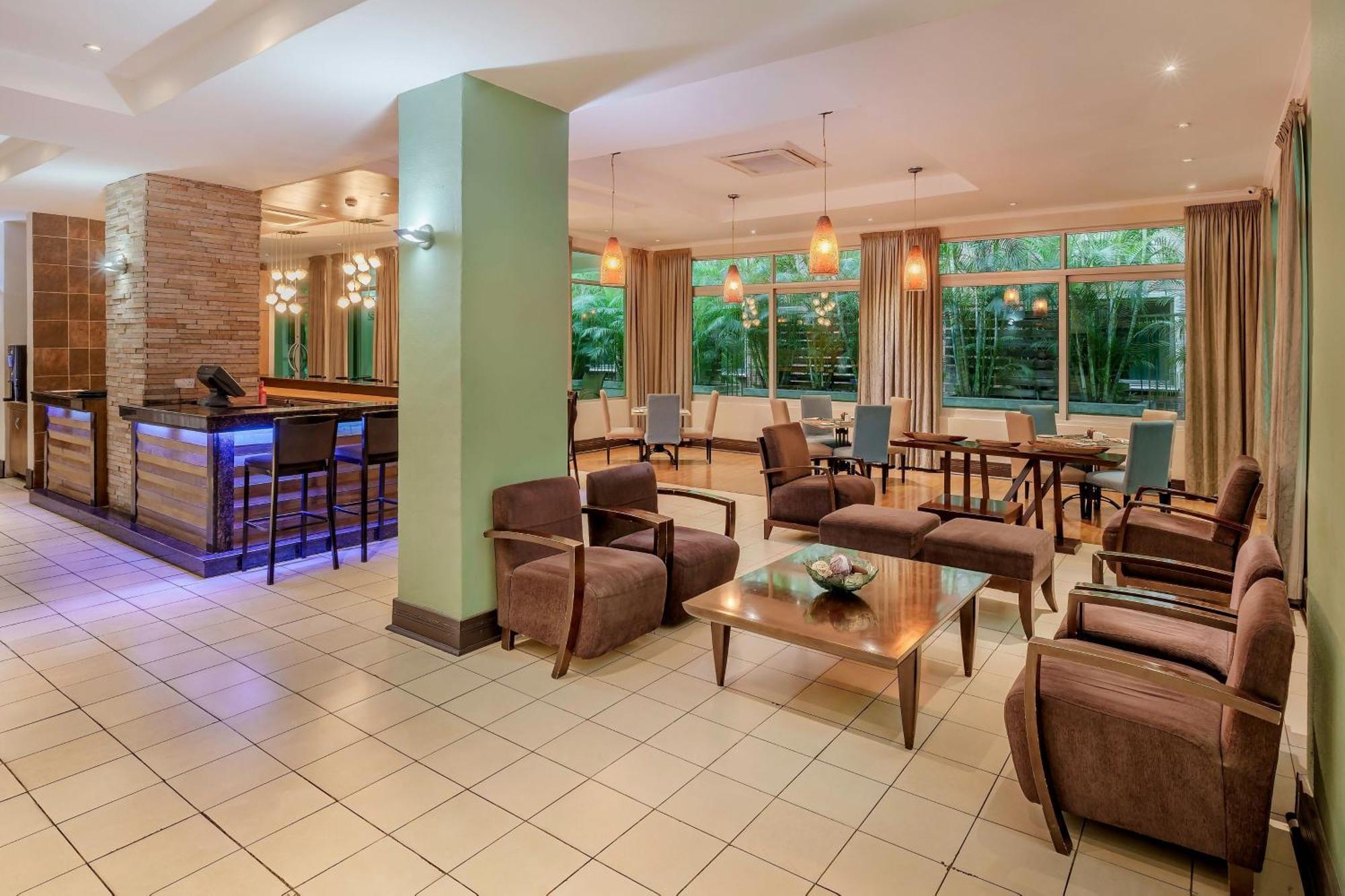 Protea Hotel By Marriott Lusaka Exterior foto